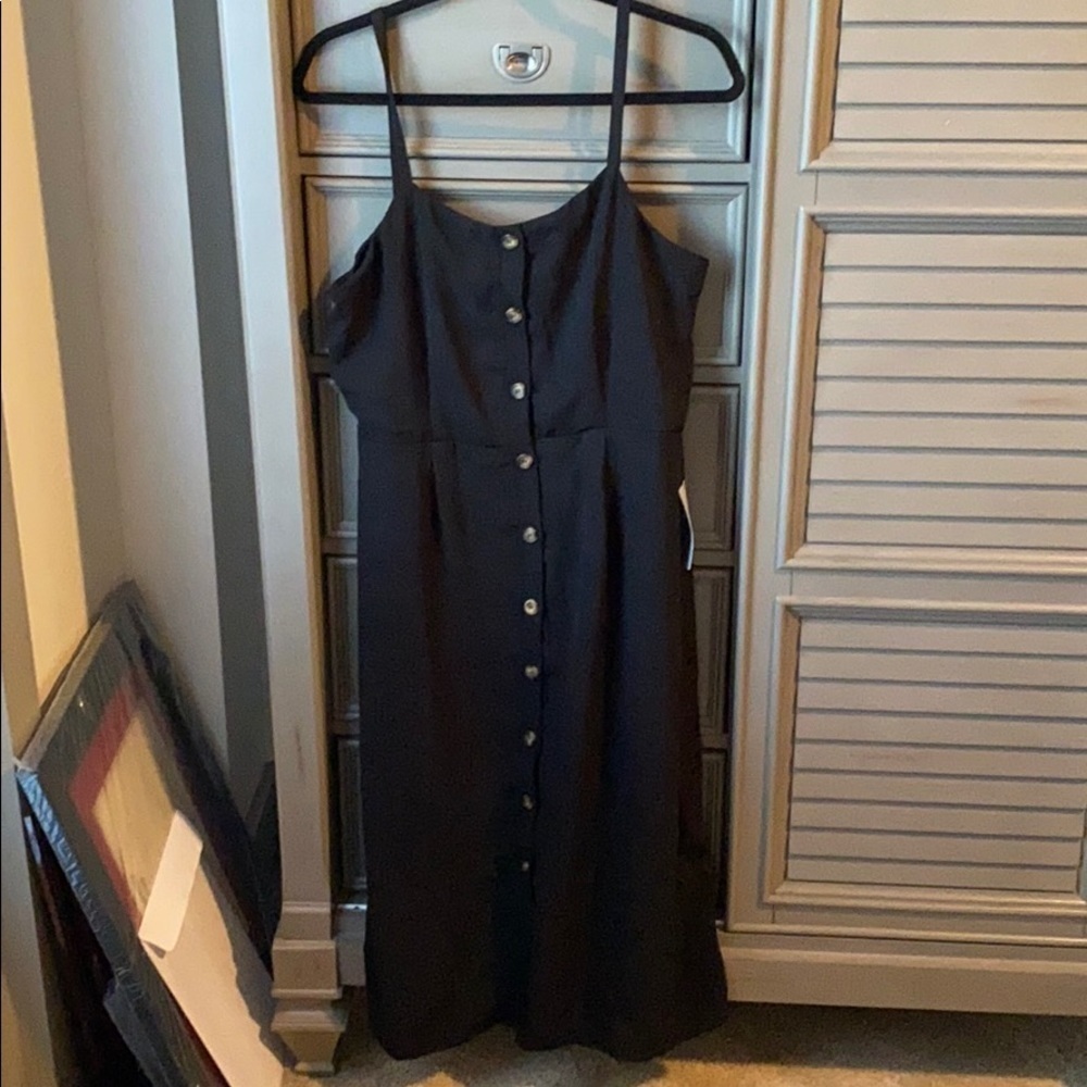 NWT black dress w button detail bobeau szL